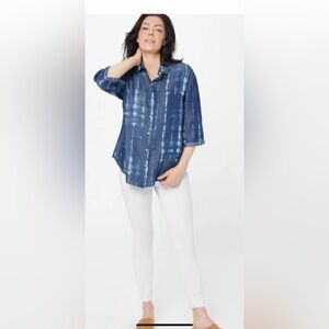 Laurie Felt blue  shirt